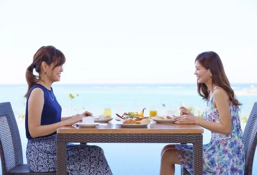 ホテル Senagajima Island Resort & Spa