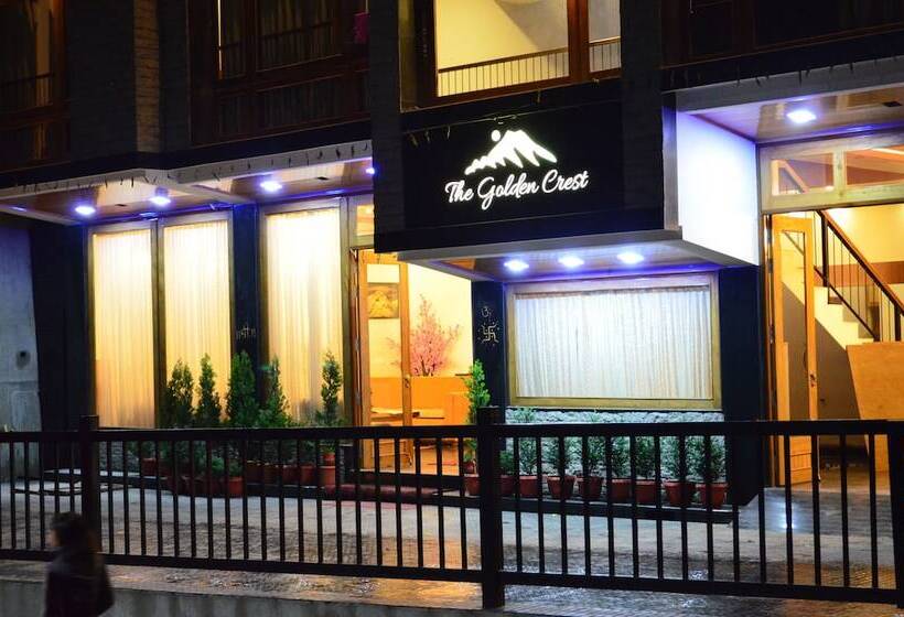 בית מלון כפרי The Golden Crest