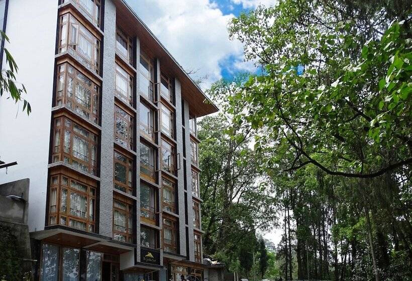 בית מלון כפרי The Golden Crest