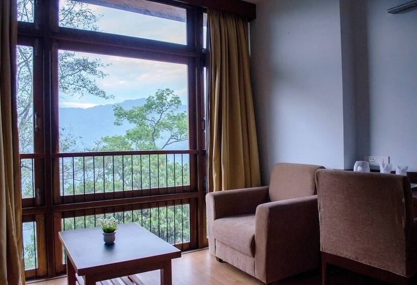 בית מלון כפרי The Golden Crest