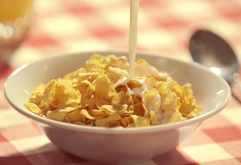 בית מלון כפרי The Golden Crest