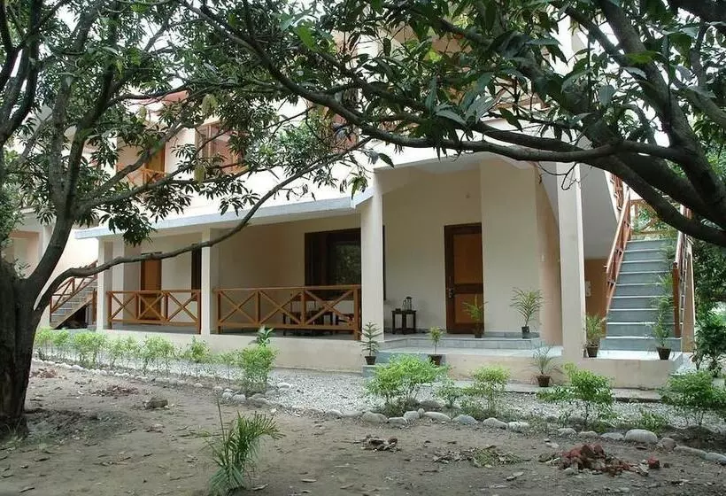 ホテル Vanya River Lodge