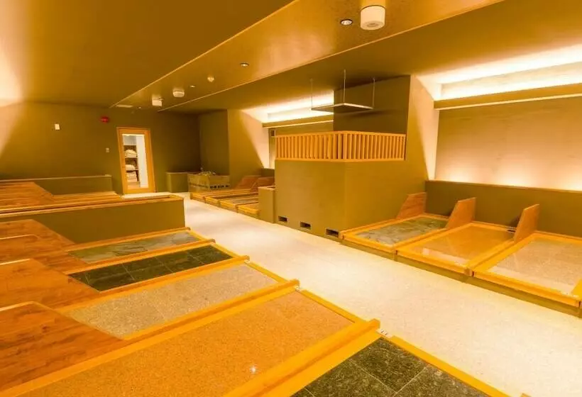 Hotel Ooedo Onsen Monogatari Premium Shirahama Gyoen