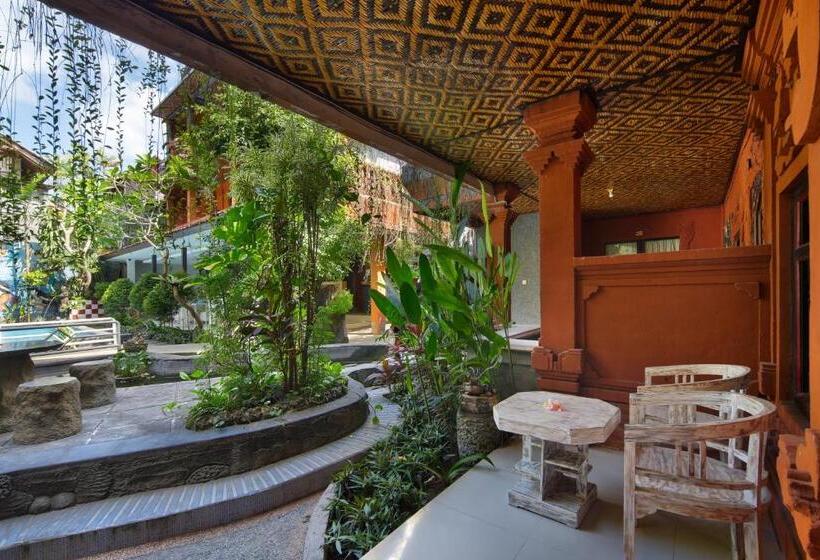 Отель Lumbung Sari Legian