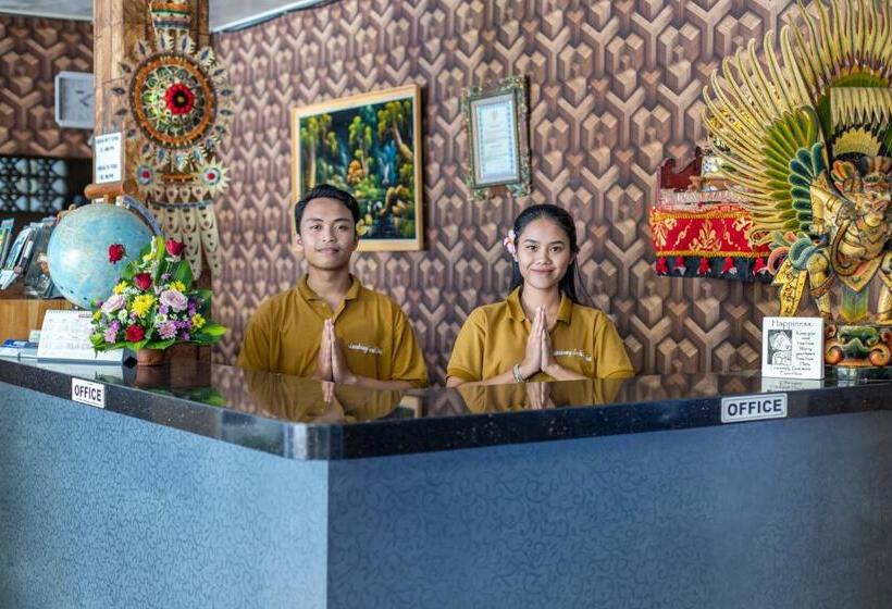 Отель Lumbung Sari Legian