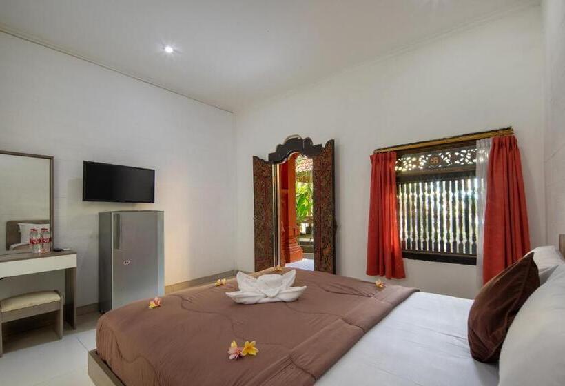 Отель Lumbung Sari Legian