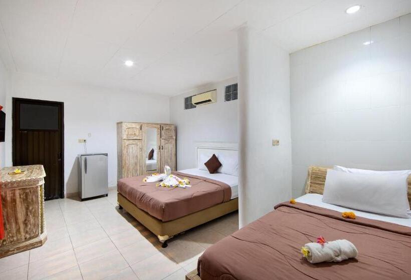 Отель Lumbung Sari Legian