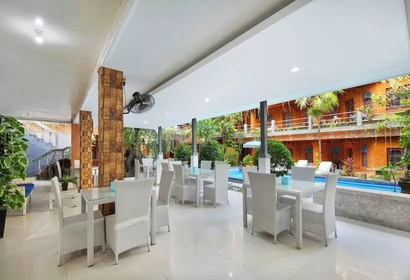 酒店 Lumbung Sari Legian