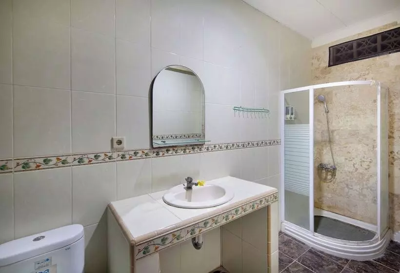 酒店 Lumbung Sari Legian