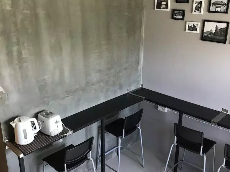 Hubb Hostel Phuket Airport