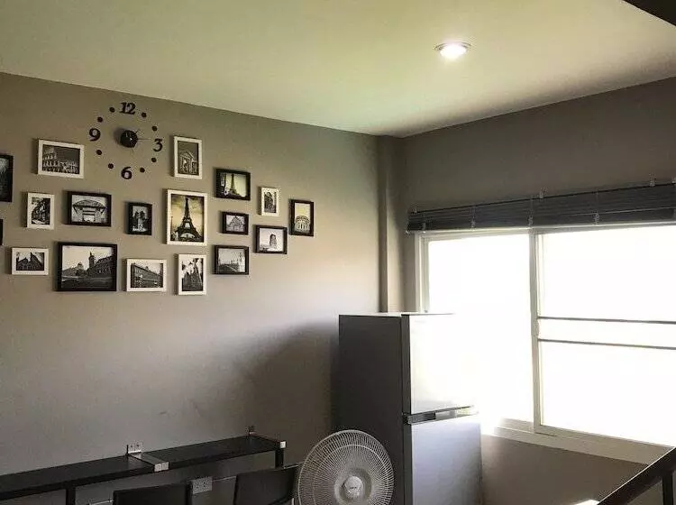 Hubb Hostel Phuket Airport