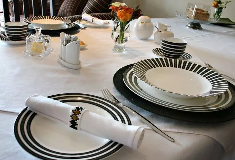 פנסיון Blackheath Manor Guest House