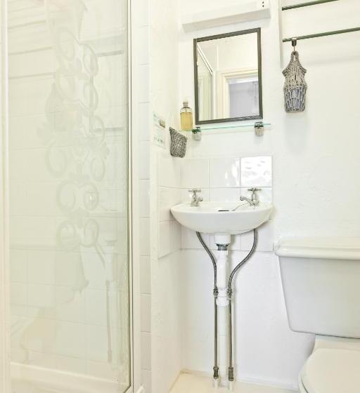 膳宿费 Lyndhurst Guest House