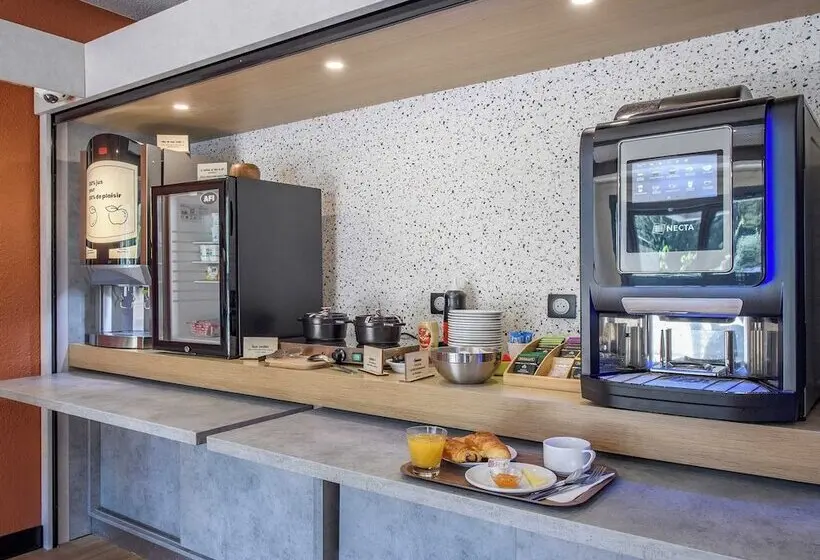 B&b Hotel Nîmes Caissargues