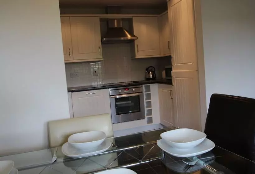 Berkshire Rooms Windsor