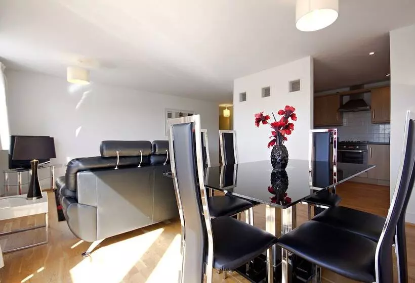 Berkshire Rooms Windsor