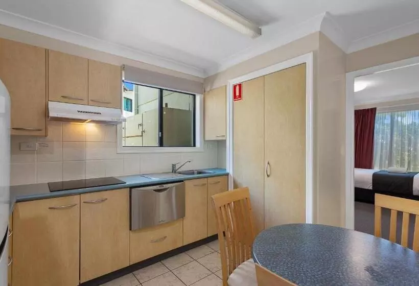 Eastgate On The Range Motel