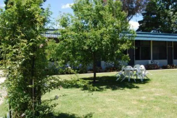 Holbrook Settlers Motel