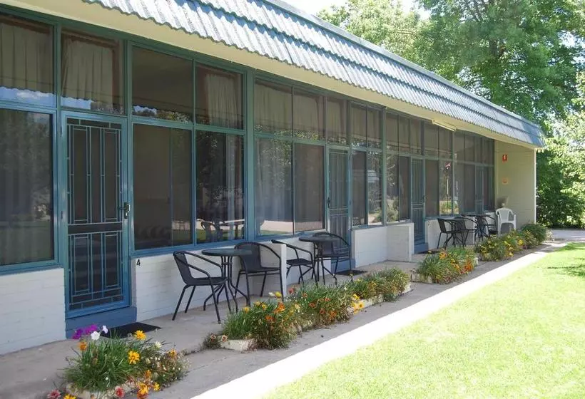 Holbrook Settlers Motel