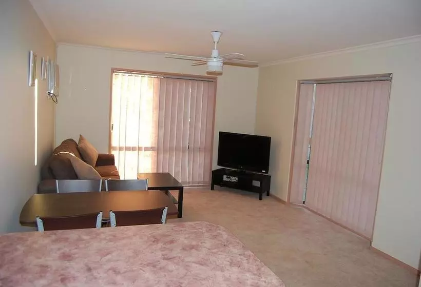 Holbrook Settlers Motel