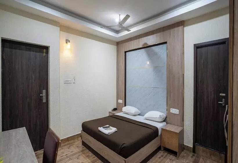 فندق فئة نجمة واحدة Anbu Park