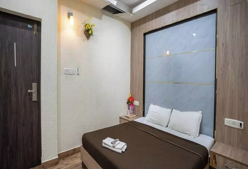 فندق فئة نجمة واحدة Anbu Park