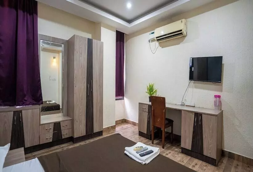 فندق فئة نجمة واحدة Anbu Park