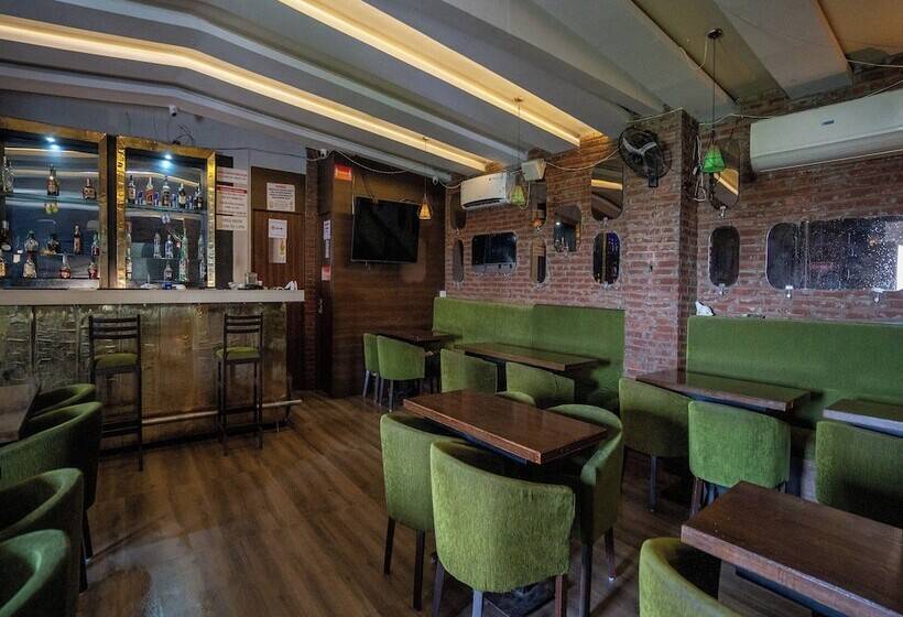 פונדק Anbu Park