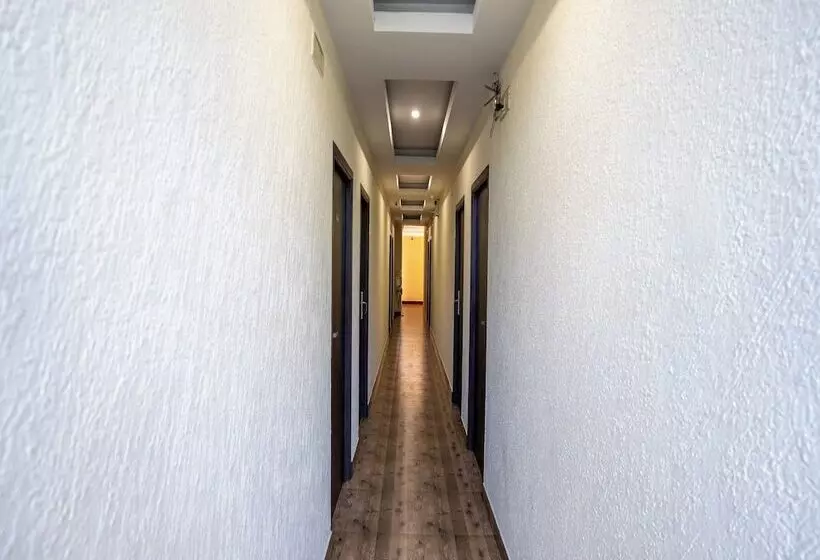 فندق فئة نجمة واحدة Anbu Park