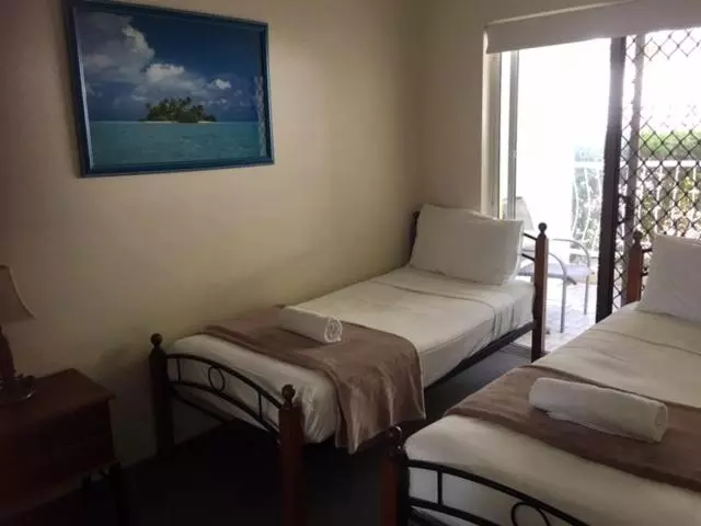 Отель Anchordown Apartments