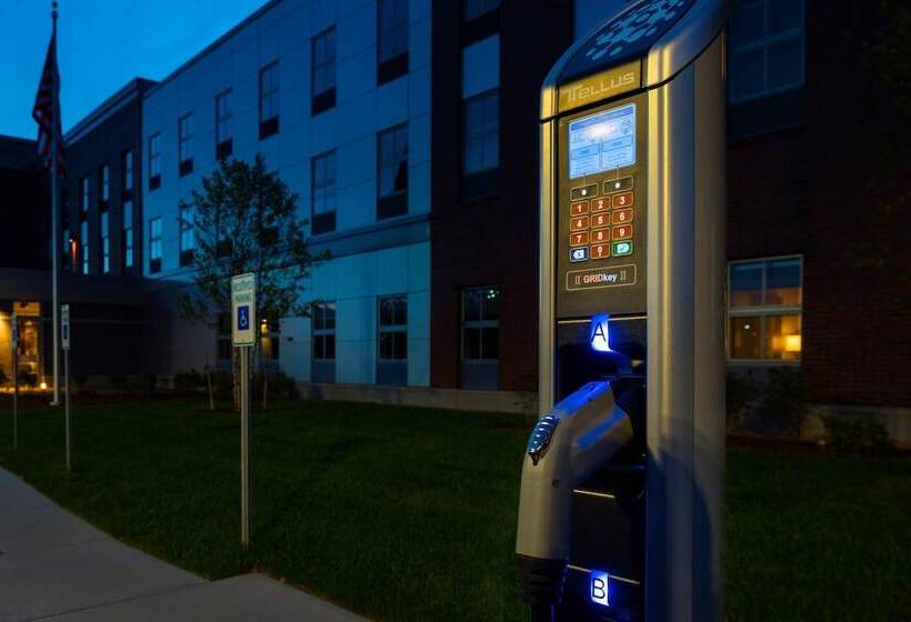 ホテル Courtyard By Marriott Edgewater Nyc Area