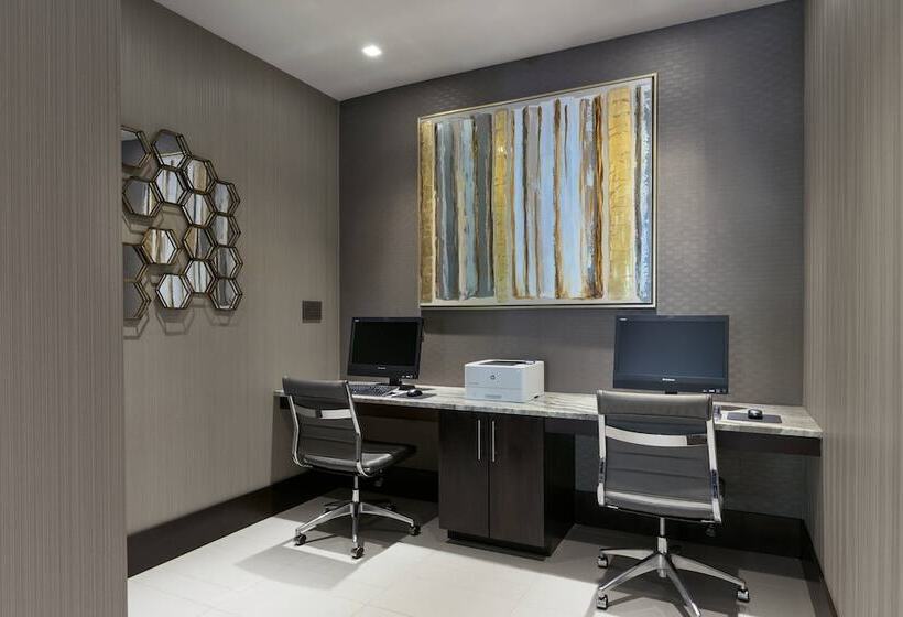 ホテル Courtyard By Marriott Edgewater Nyc Area