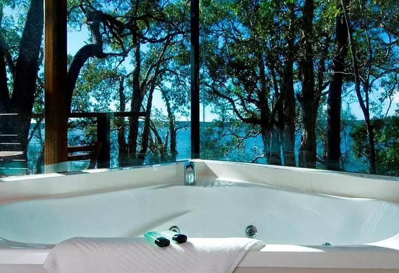 ホテル Eumarella Shores Noosa Lake Retreat