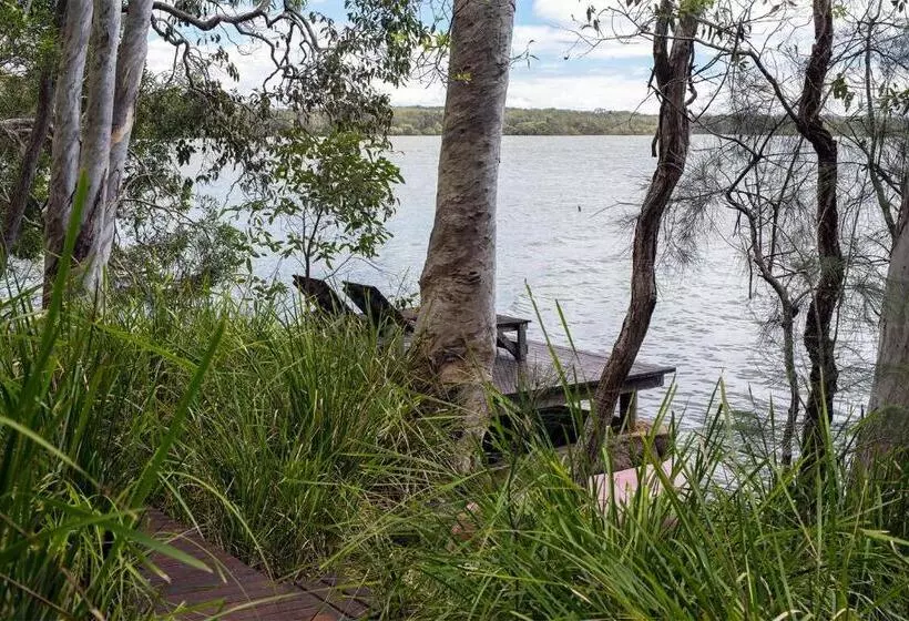 ホテル Eumarella Shores Noosa Lake Retreat