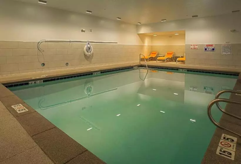 هتل Holiday Inn Express & Suites Boise Airport, An Ihg