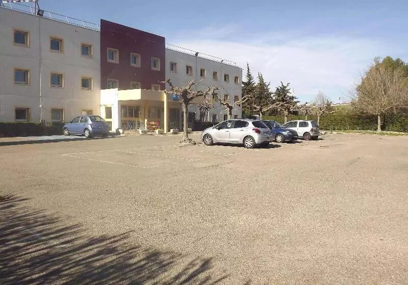 B&b Hotel Nîmes Caissargues