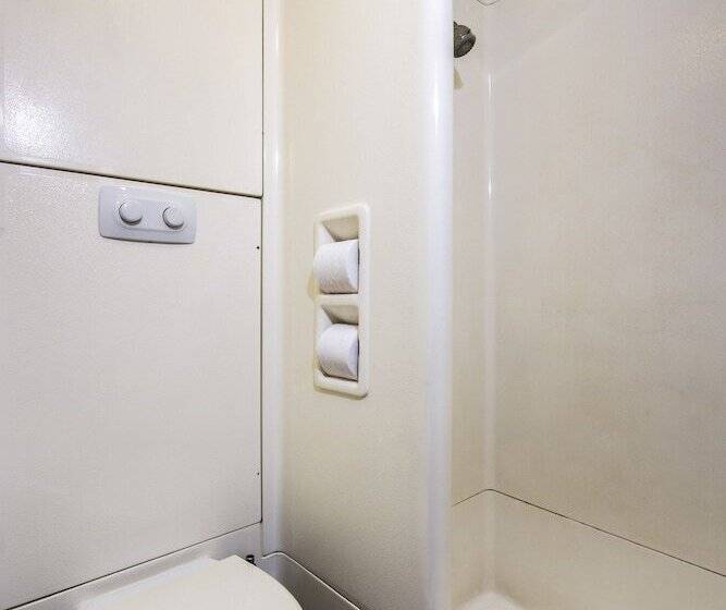 B&b Hotel Nîmes Caissargues