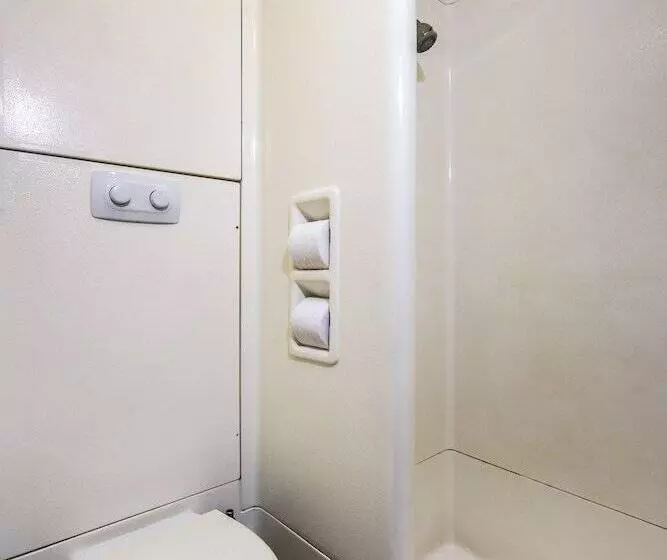 B&b Hotel Nîmes Caissargues