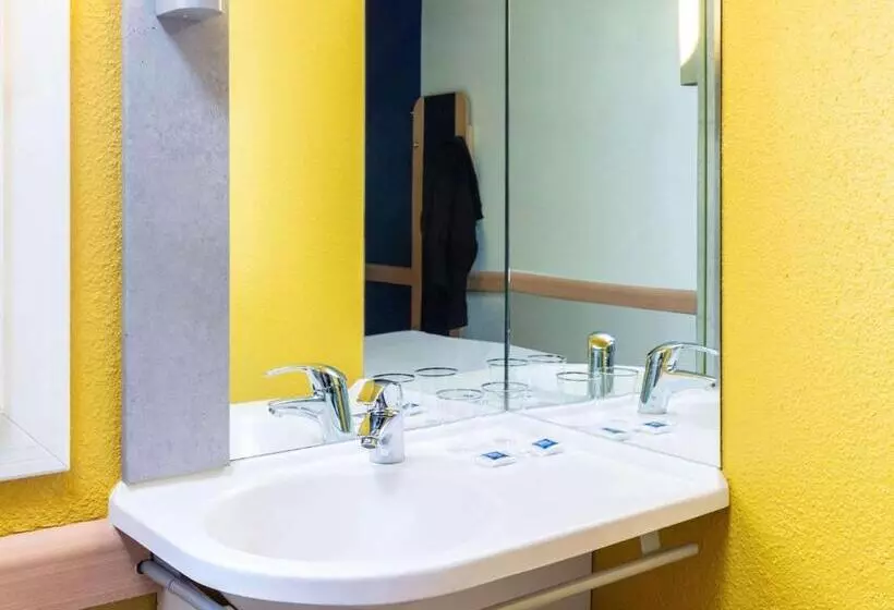 هتل Ibis Budget Paris Porte De Vincennes