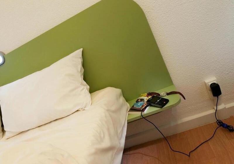 هتل Ibis Budget Paris Porte De Vincennes