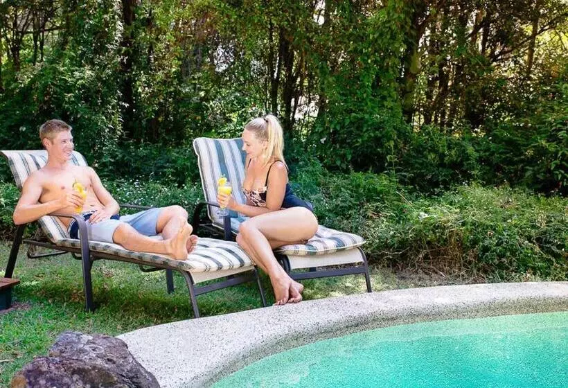 ホテル Lillypilly S Cottages & Day Spa