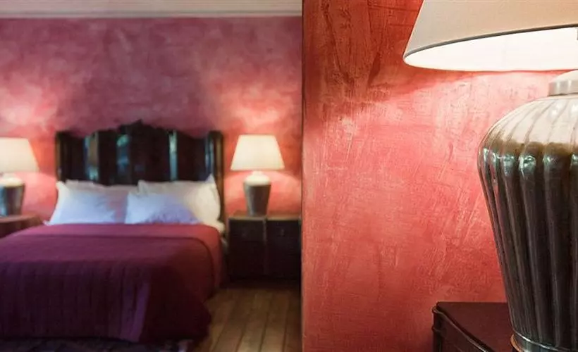 L Isola Di Rosa Relais & Hotel Di Charme