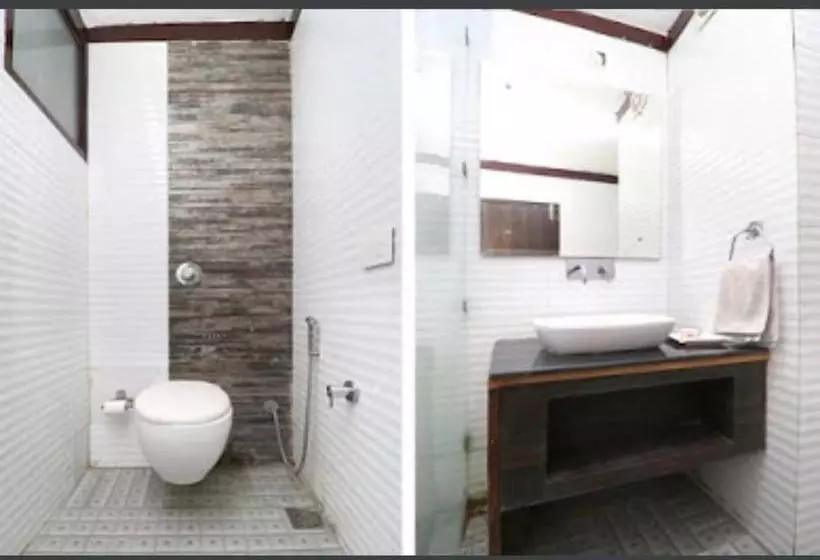 בית מלון כפרי Oyo Rooms Sector 11 Panchkula