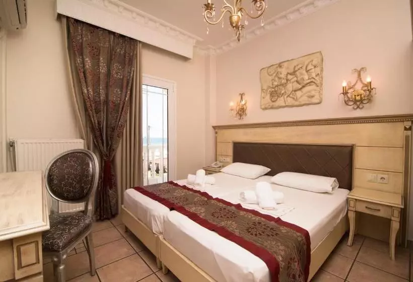 בית מלון כפרי Parthenon Art