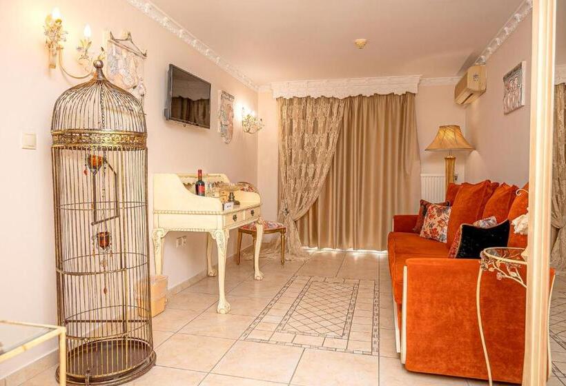 בית מלון כפרי Parthenon Art