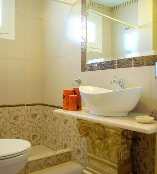 בית מלון כפרי Parthenon Art