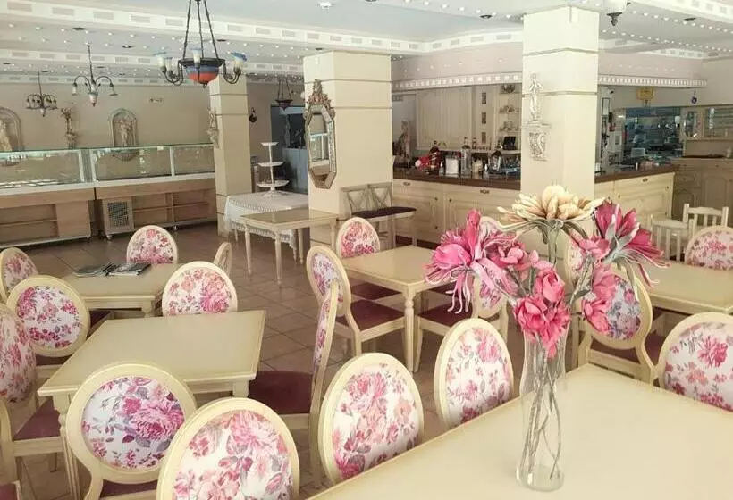 בית מלון כפרי Parthenon Art