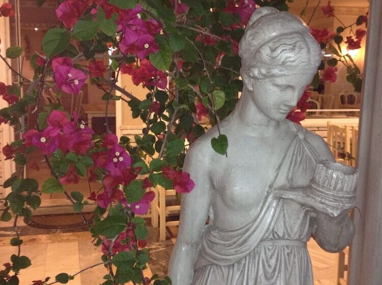 בית מלון כפרי Parthenon Art