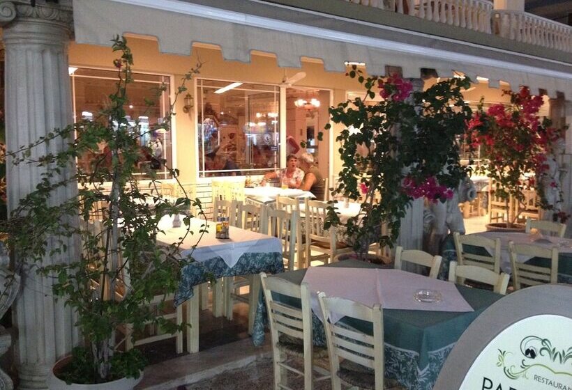 בית מלון כפרי Parthenon Art