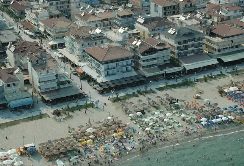 בית מלון כפרי Parthenon Art